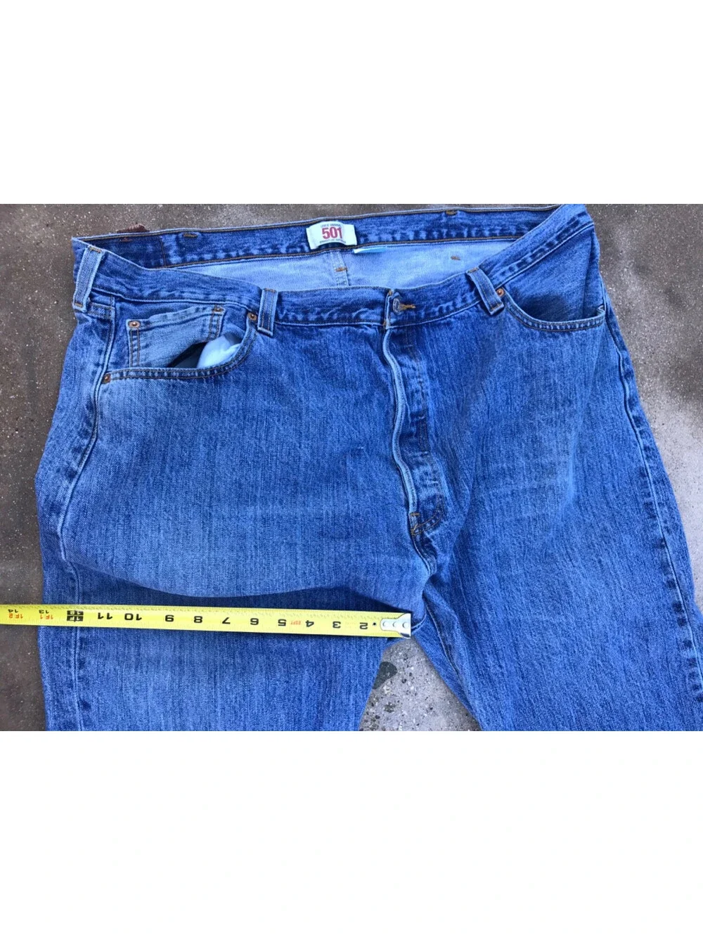 Levis 501 Jeans Men 44x30  Blue Denim Button Fly Straight Leg Classic Small Hole